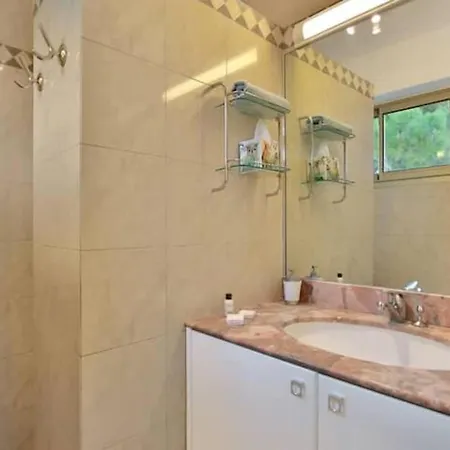3bdr With Seaviews And Big Terrace Appartement Antibes