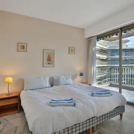 3bdr With Seaviews And Big Terrace 아파트 앙티브